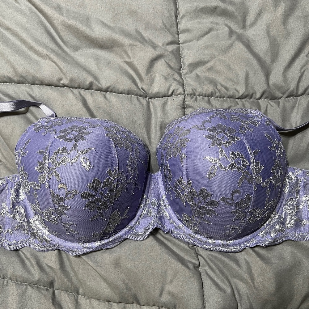 Victoria’s Secret Dream Angels Bra NWOT 40DD